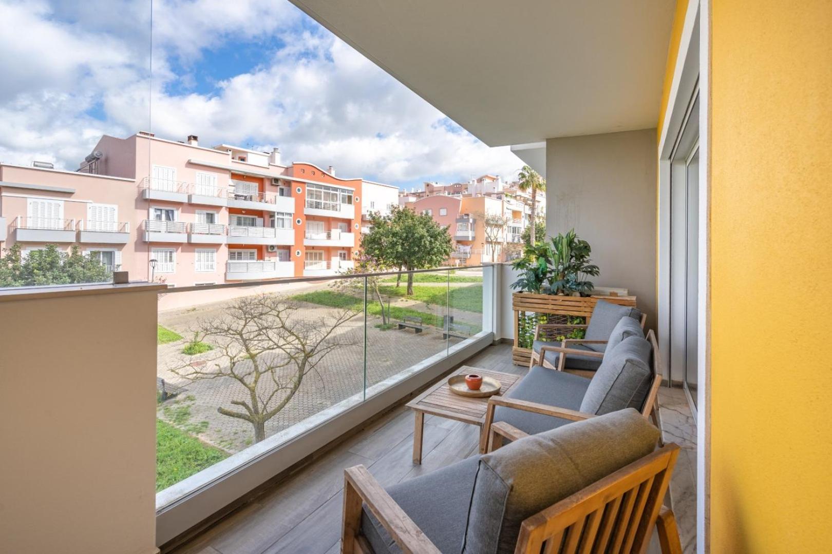 Apartment Comfort And Rooftop Pool #1964